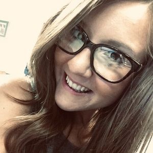 Meet your Posher, Rebecca